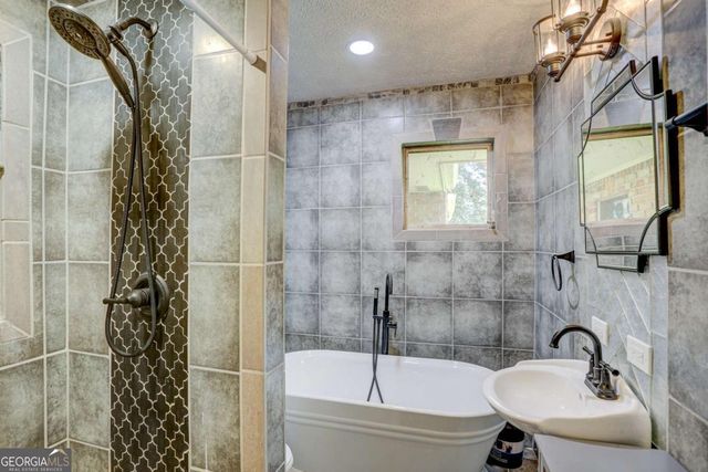 188 Pine Forest Drive, Lawrenceville, GA 30046