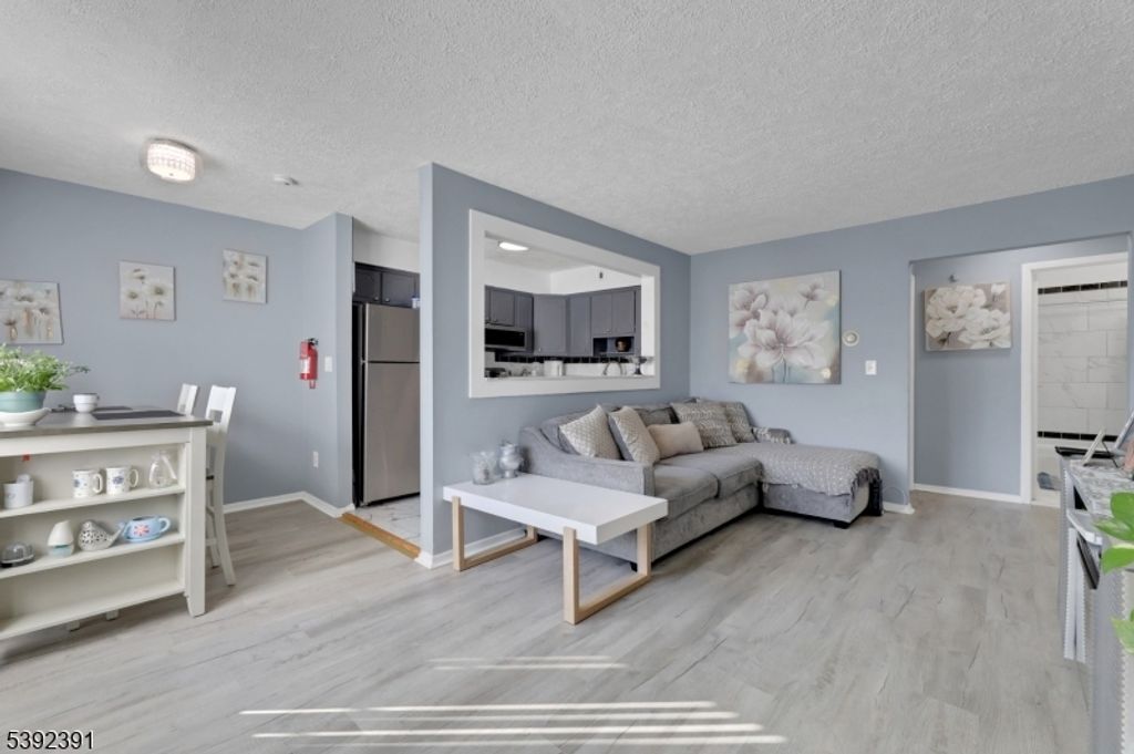 432 Trenton Ave 7, Paterson City, NJ 07503