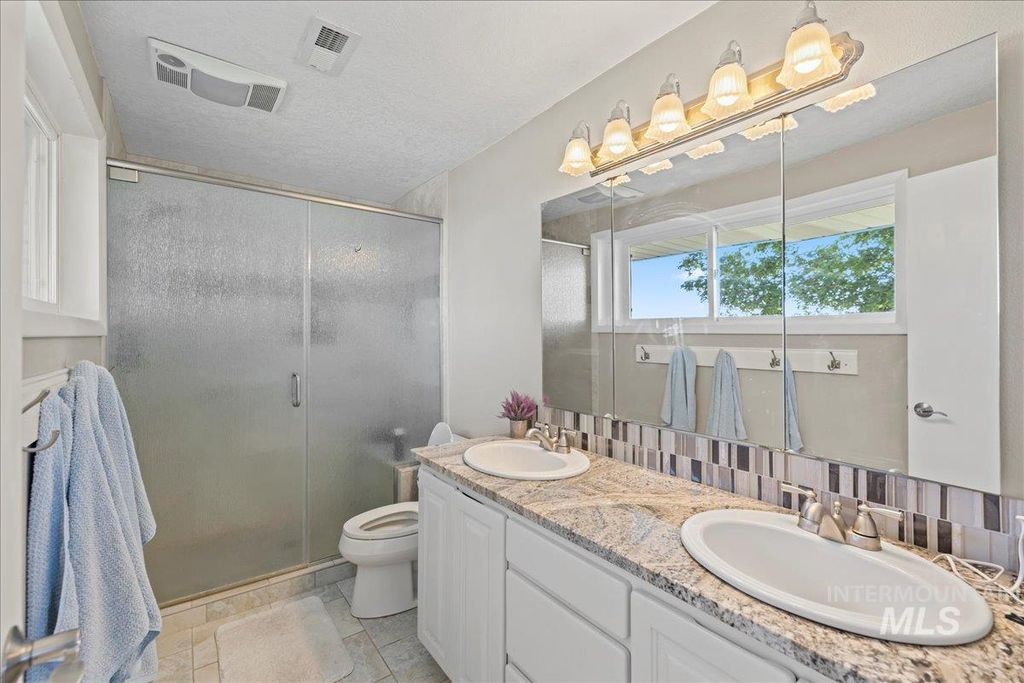 2303 N Locust Grove, Kuna, ID 83634 photo 12