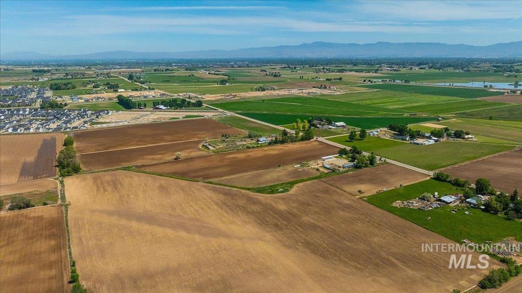 2303 N Locust Grove, Kuna, ID 83634 photo 31