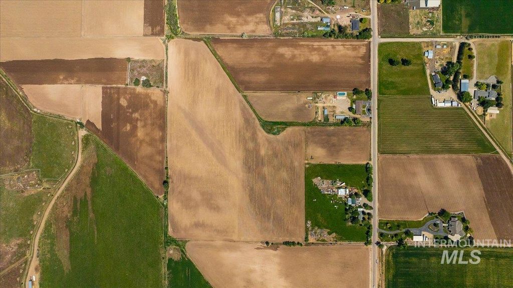 2303 N Locust Grove, Kuna, ID 83634 photo 32