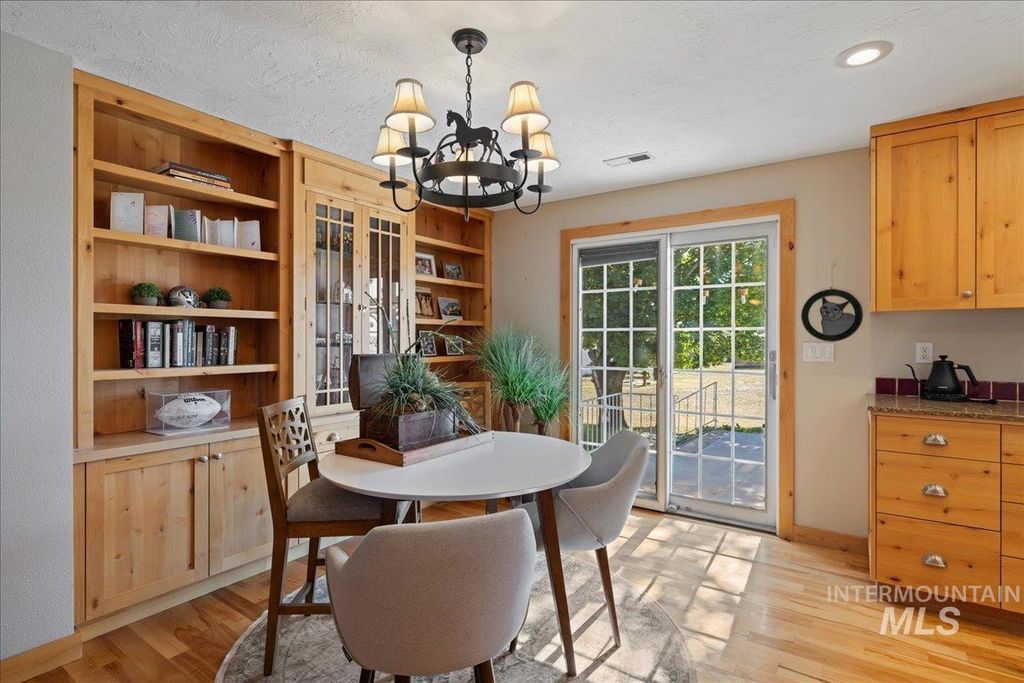 2303 N Locust Grove, Kuna, ID 83634 photo 8