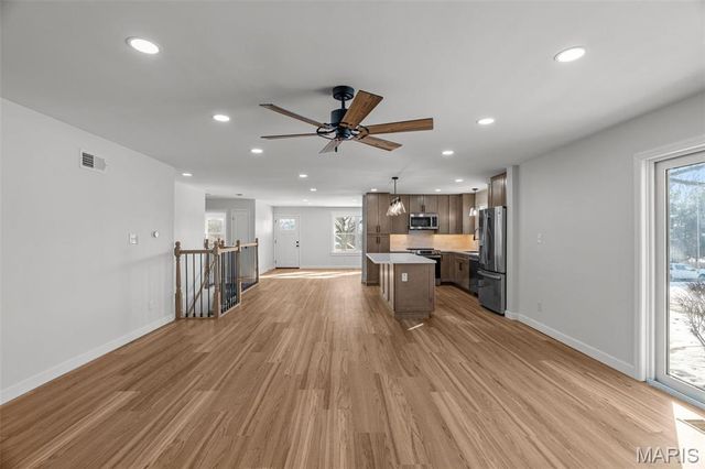 9341 Werkdale Drive, St Louis, MO 63126