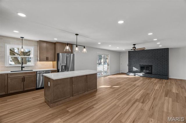 9341 Werkdale Drive, St Louis, MO 63126