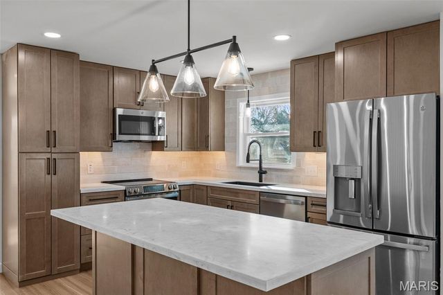 9341 Werkdale Drive, St Louis, MO 63126