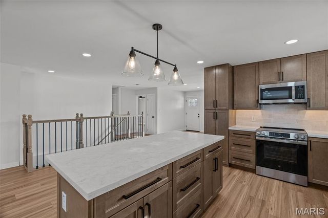 9341 Werkdale Drive, St Louis, MO 63126