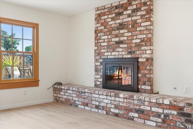 8904 Royal Gate Way, Elk Grove, CA 95624