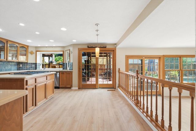 8904 Royal Gate Way, Elk Grove, CA 95624