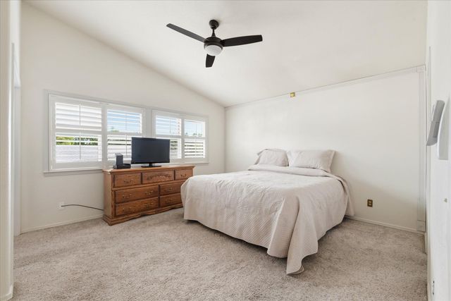 8904 Royal Gate Way, Elk Grove, CA 95624