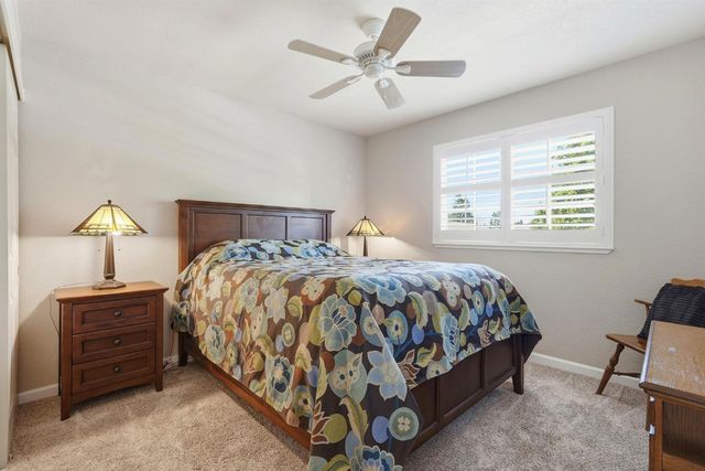 8904 Royal Gate Way, Elk Grove, CA 95624