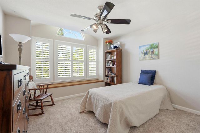 8904 Royal Gate Way, Elk Grove, CA 95624
