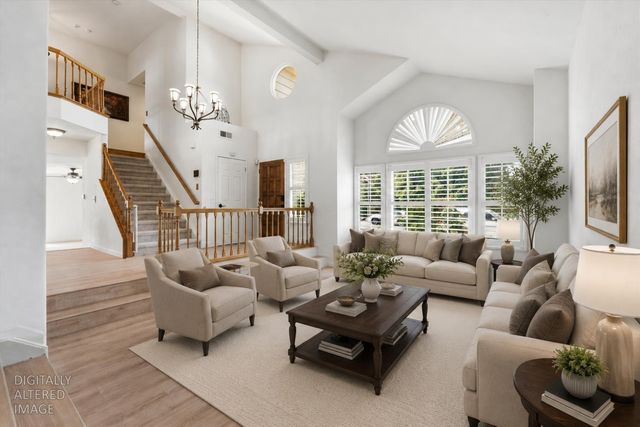 8904 Royal Gate Way, Elk Grove, CA 95624
