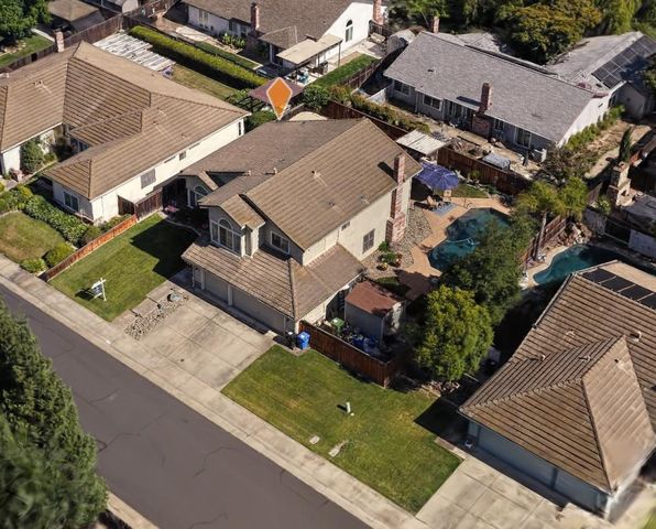 8904 Royal Gate Way, Elk Grove, CA 95624