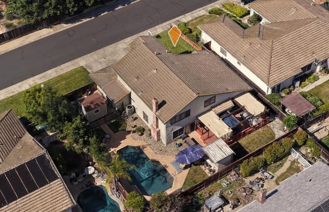8904 Royal Gate Way, Elk Grove, CA 95624