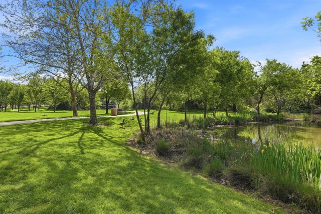 8904 Royal Gate Way, Elk Grove, CA 95624