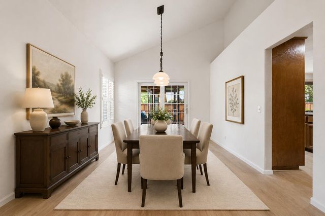 8904 Royal Gate Way, Elk Grove, CA 95624