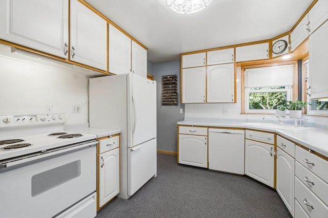 3030 Jupiter Avenue, Eau Claire, WI 54703