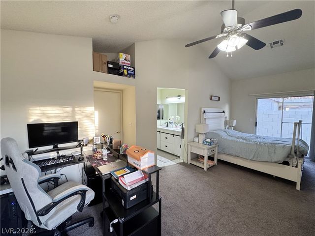 4028 Compass Rose Way, Las Vegas, NV 89108