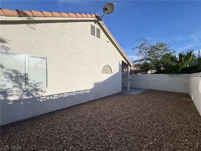 4028 Compass Rose Way, Las Vegas, NV 89108