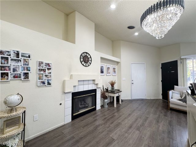 4028 Compass Rose Way, Las Vegas, NV 89108