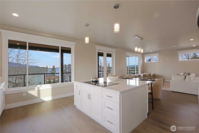 3706 W 3rd Street, Anacortes, WA 98221