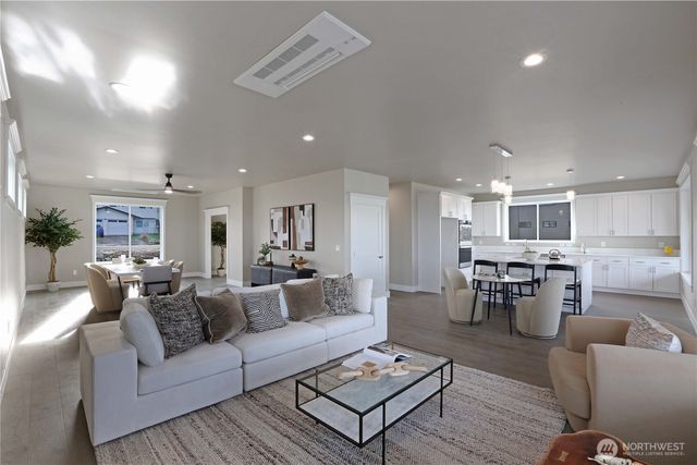 3706 W 3rd Street, Anacortes, WA 98221