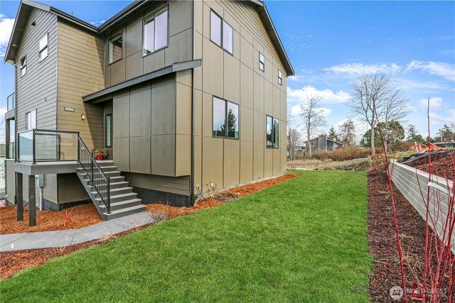 3706 W 3rd Street, Anacortes, WA 98221