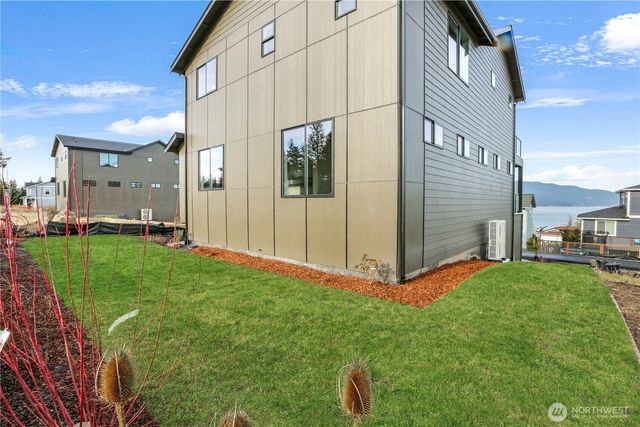 3706 W 3rd Street, Anacortes, WA 98221