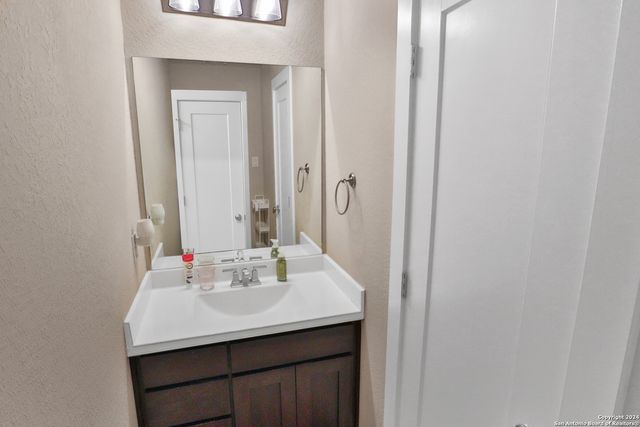 24929 Resort Pkwy, San Antonio, TX 78261