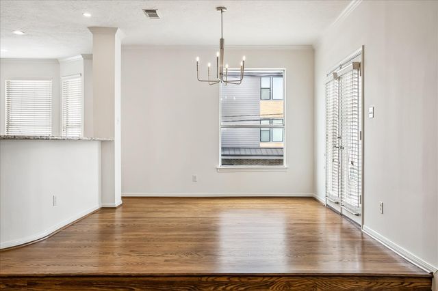 5809 Feagan Street, Houston, TX 77007