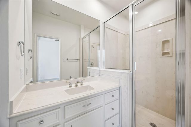 5809 Feagan Street, Houston, TX 77007