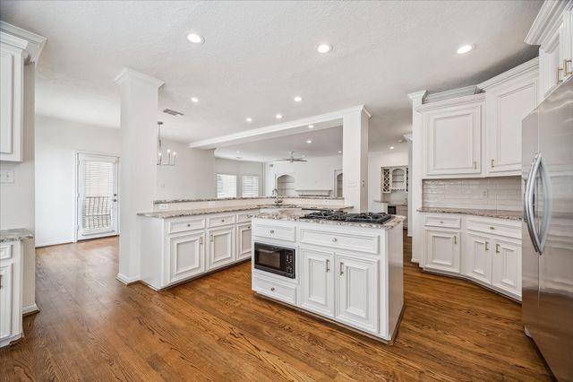 5809 Feagan Street, Houston, TX 77007