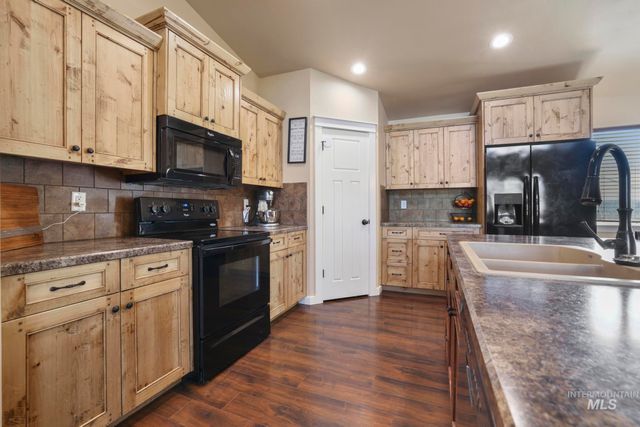 311 Red Rock Trail, Kimberly, ID 83341