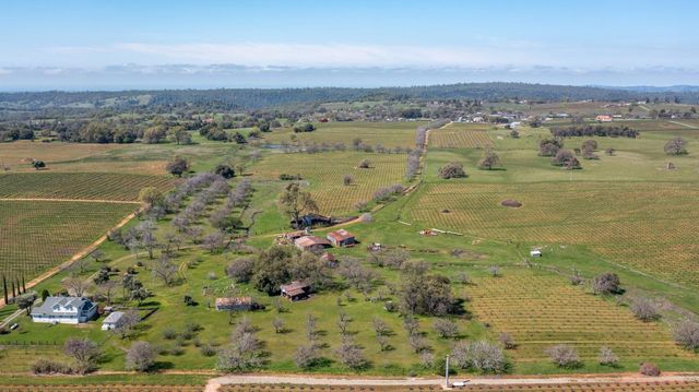 20865 Shenandoah School Rd, Plymouth, CA 95669