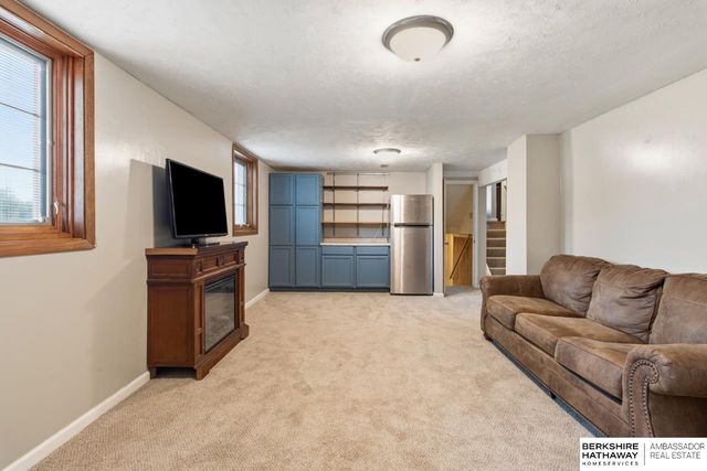 12935 A Street, Omaha, NE 68144