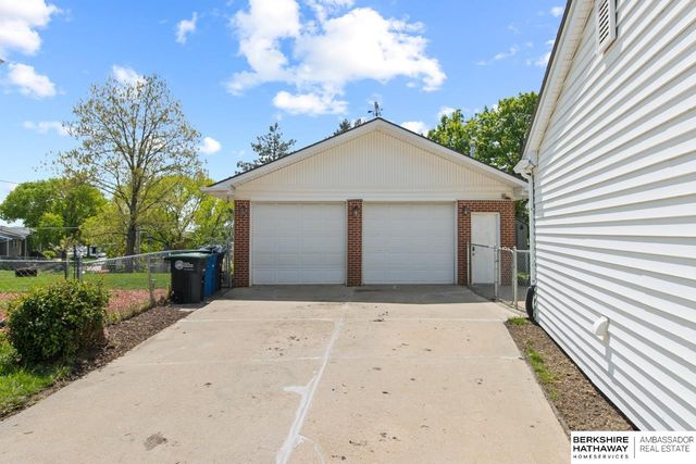 12935 A Street, Omaha, NE 68144