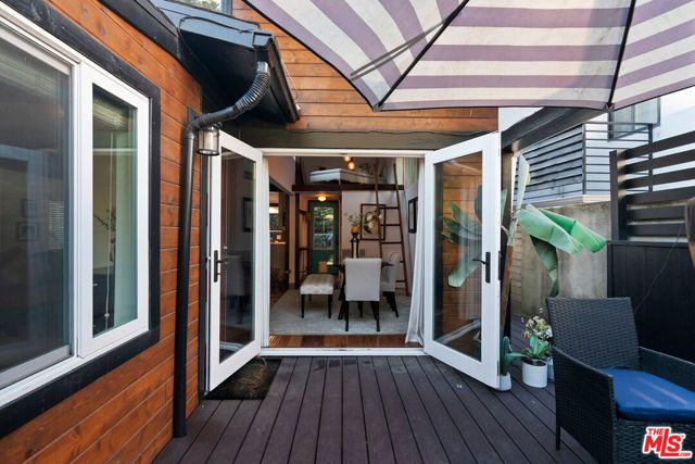 1653 N Beverly Glen Boulevard, Los Angeles, CA 90077
