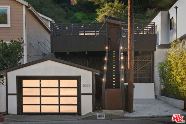 1653 N Beverly Glen Boulevard, Los Angeles, CA 90077