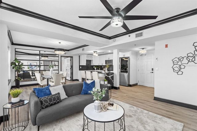 219 4TH AVENUE N 201, St Petersburg, FL 33701