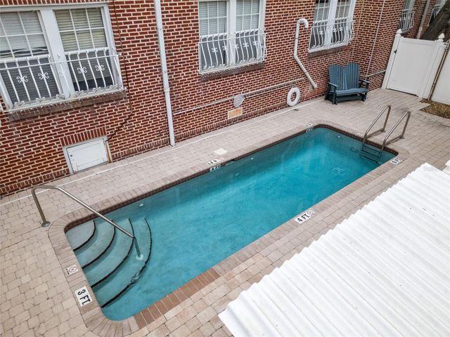 219 4TH AVENUE N 201, St Petersburg, FL 33701