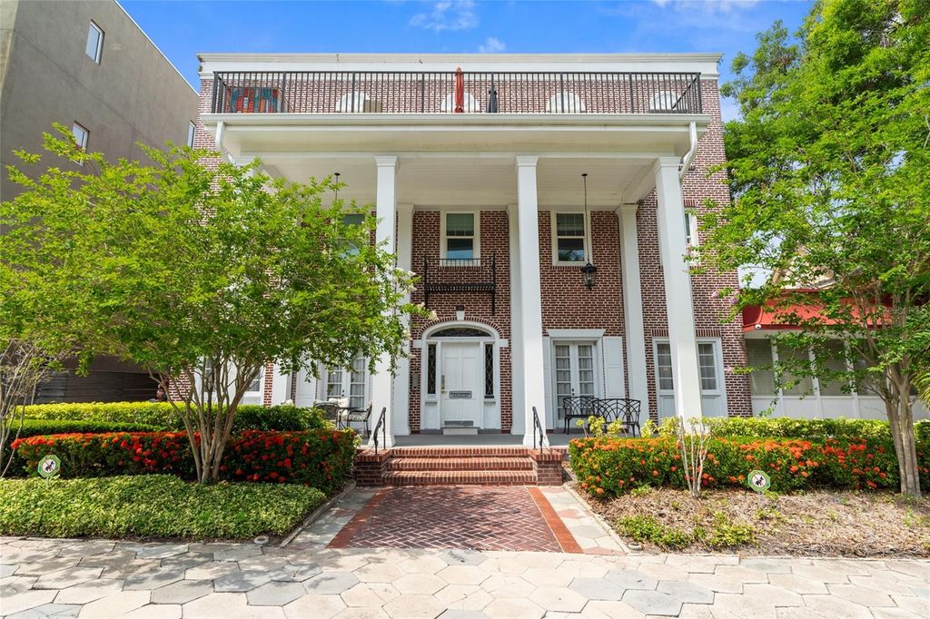 219 4TH AVENUE N 201, St Petersburg, FL 33701