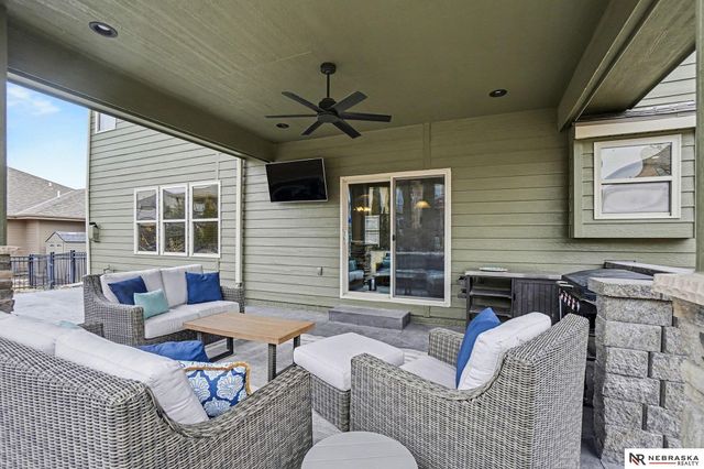 12614 S 82nd Street, Papillion, NE 68046