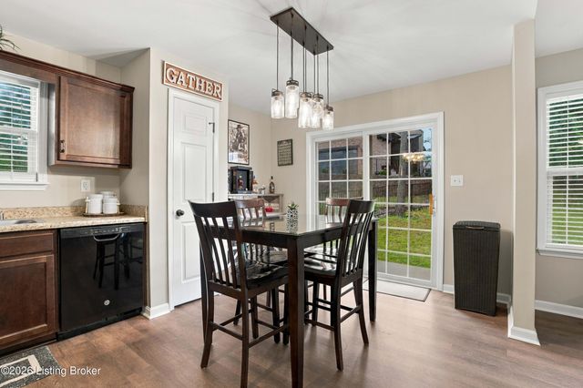1012 Bogard Ln, Mt Washington, KY 40047