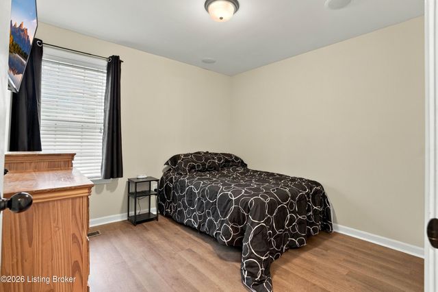 1012 Bogard Ln, Mt Washington, KY 40047