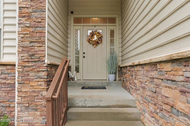 1012 Bogard Ln, Mt Washington, KY 40047