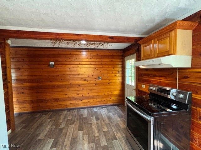 33 Athens Drive, New Cumberland, WV 26047