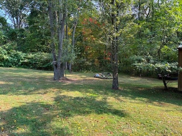 33 Athens Drive, New Cumberland, WV 26047