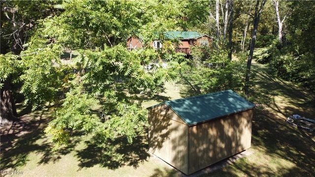 33 Athens Drive, New Cumberland, WV 26047