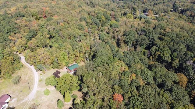 33 Athens Drive, New Cumberland, WV 26047