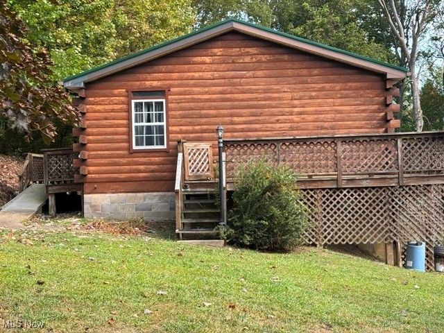 33 Athens Drive, New Cumberland, WV 26047